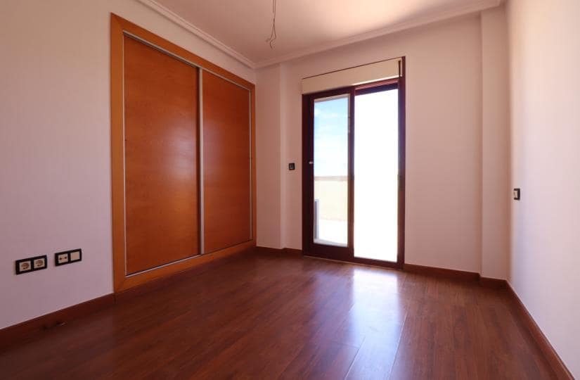 2 Zimmer Apartment zu verkaufen in Formentera del Segura mit Pool - 149.900 € (Ref: 9819794)