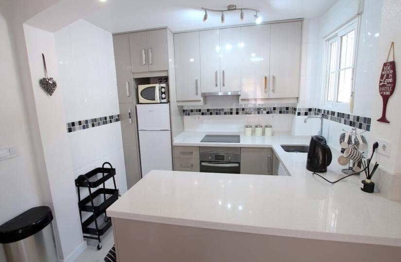 2 quarto Casa em Banda para venda em Cabo Roig com piscina garagem - 235 000 € (Ref: 9819964)