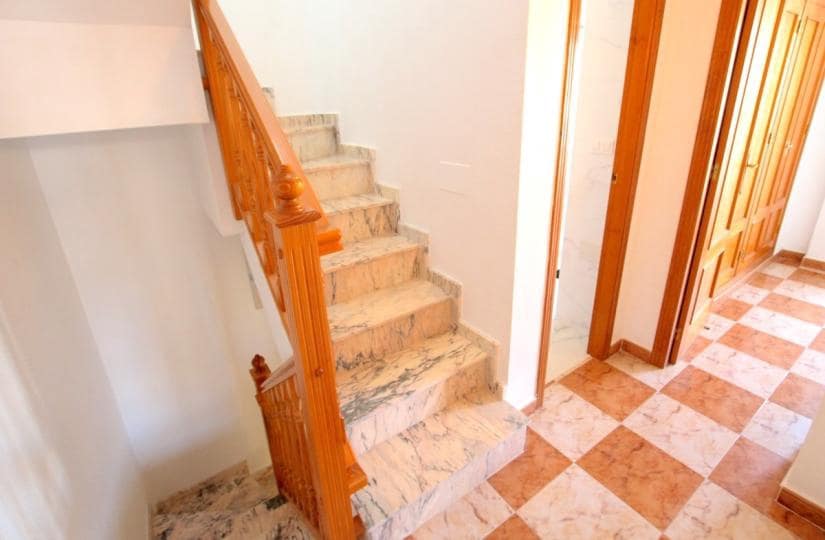 2 quarto Casa em Banda para venda em Cabo Roig com piscina garagem - 235 000 € (Ref: 9819964)