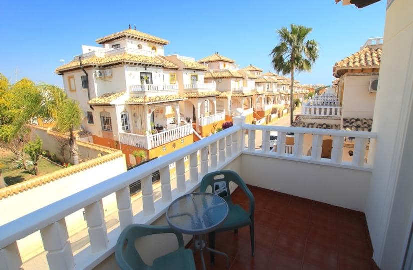 2 quarto Casa em Banda para venda em Cabo Roig com piscina garagem - 235 000 € (Ref: 9819964)