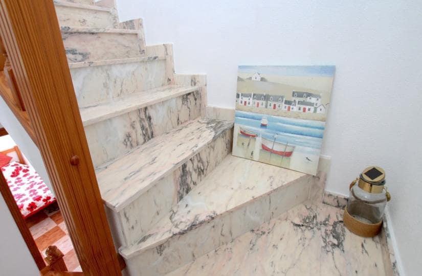 2 quarto Casa em Banda para venda em Cabo Roig com piscina garagem - 235 000 € (Ref: 9819964)