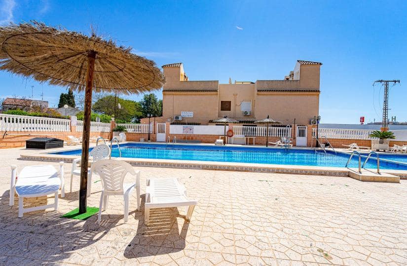 1 Zimmer Apartment zu verkaufen in Orihuela Costa mit Pool - 135.000 € (Ref: 9826864)