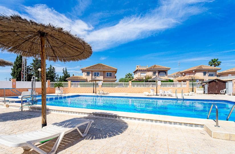 1 Zimmer Apartment zu verkaufen in Orihuela Costa mit Pool - 135.000 € (Ref: 9826864)