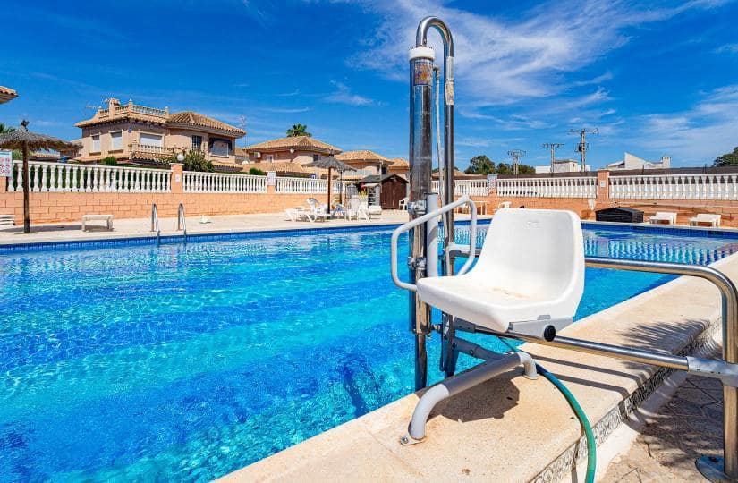 1 Zimmer Apartment zu verkaufen in Orihuela Costa mit Pool - 135.000 € (Ref: 9826864)