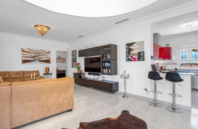 4 soverom Villa til salgs i La Marquesa med svømmebasseng garasje - € 695 000 (Ref: 9828147)