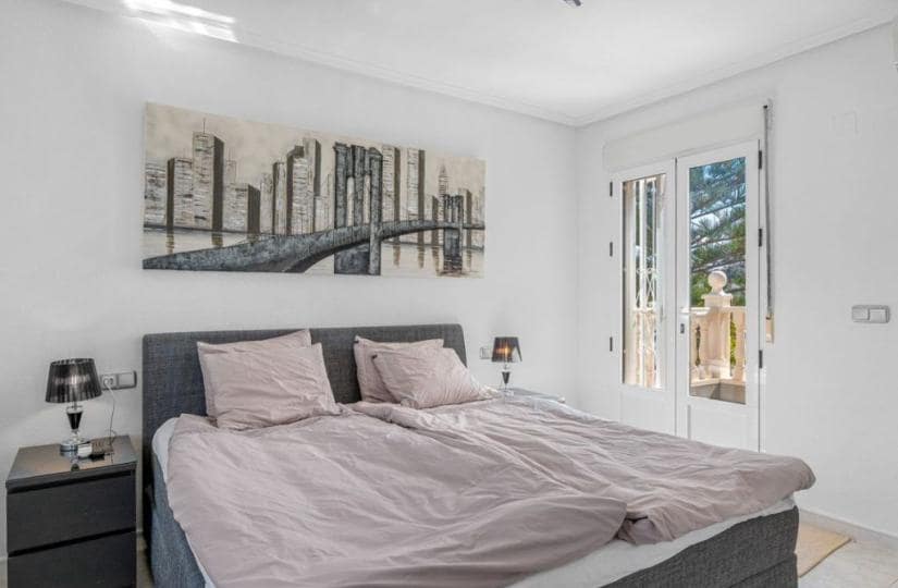 4 soverom Villa til salgs i La Marquesa med svømmebasseng garasje - € 695 000 (Ref: 9828147)
