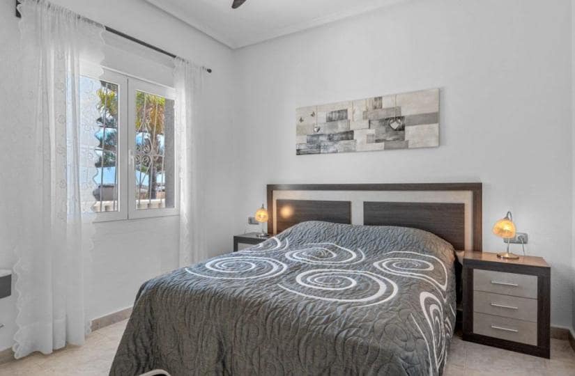 4 soverom Villa til salgs i La Marquesa med svømmebasseng garasje - € 695 000 (Ref: 9828147)