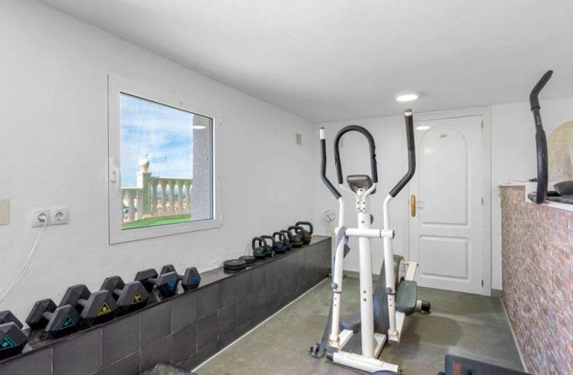 4 soverom Villa til salgs i La Marquesa med svømmebasseng garasje - € 695 000 (Ref: 9828147)
