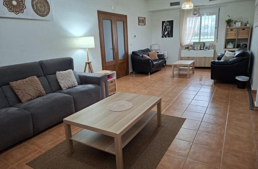 5 makuuhuone Maalaistalo myytävänä paikassa Catral mukana uima-altaan 
autotalli - 449 995 € (Ref: 9834711)