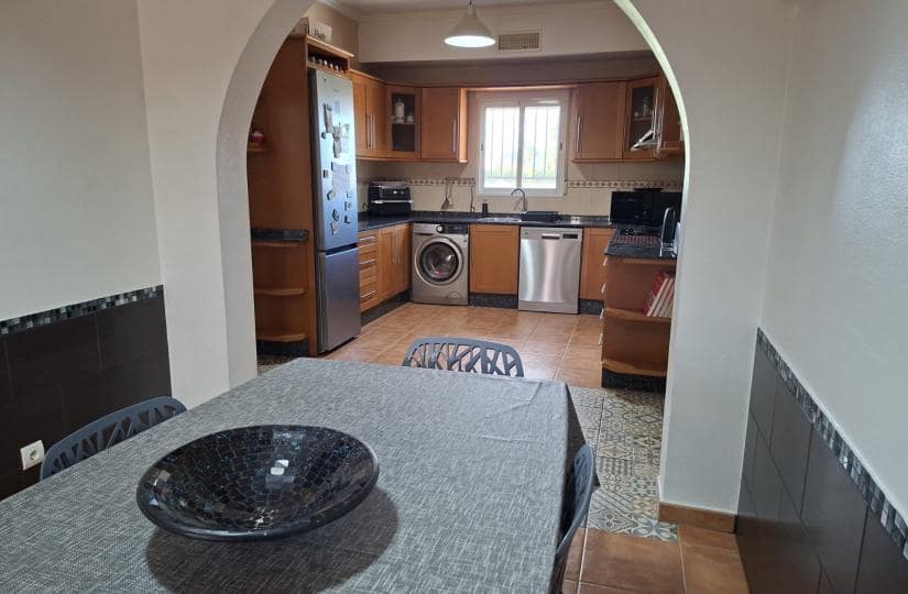 5 makuuhuone Maalaistalo myytävänä paikassa Catral mukana uima-altaan 
autotalli - 449 995 € (Ref: 9834711)
