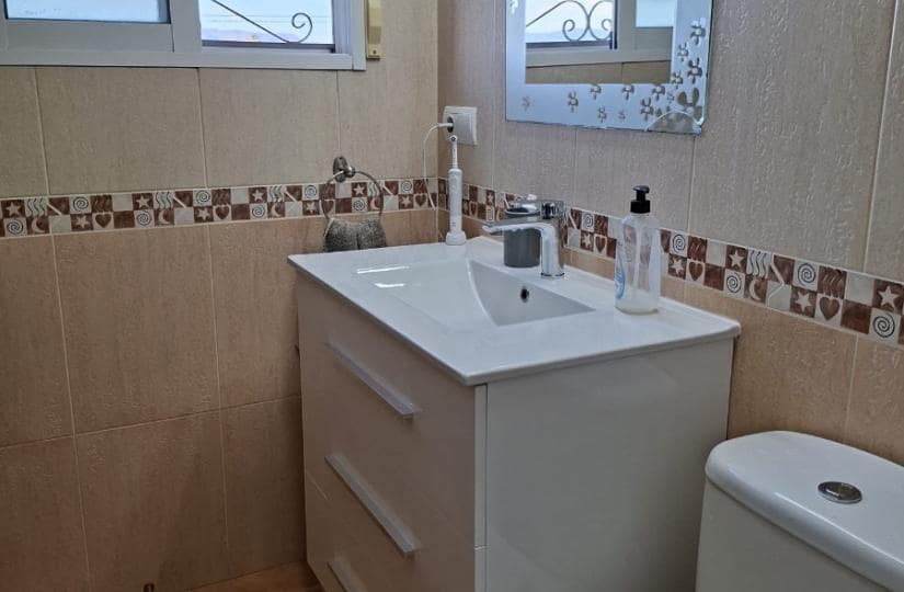5 makuuhuone Maalaistalo myytävänä paikassa Catral mukana uima-altaan 
autotalli - 449 995 € (Ref: 9834711)