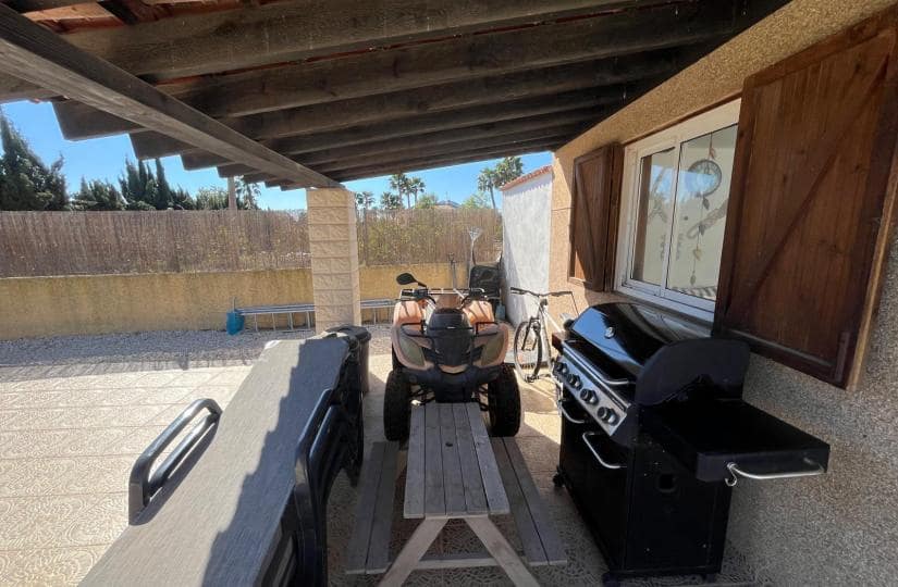 5 makuuhuone Maalaistalo myytävänä paikassa Catral mukana uima-altaan 
autotalli - 449 995 € (Ref: 9834711)