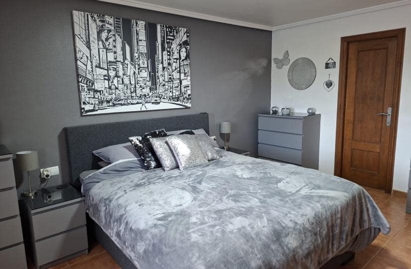 5 makuuhuone Maalaistalo myytävänä paikassa Catral mukana uima-altaan 
autotalli - 449 995 € (Ref: 9834711)