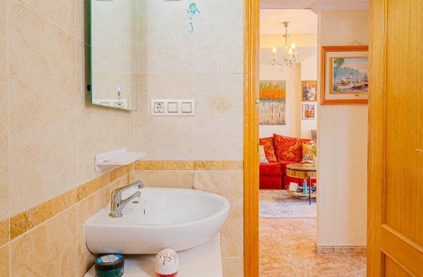 3 quarto Moradia Geminada para venda em Punta Prima com piscina garagem - 265 000 € (Ref: 9834878)