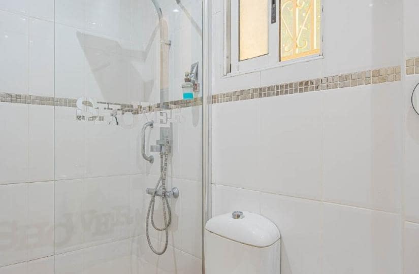 Chalet de 2 habitaciones en Orihuela Costa en venta con piscina - 235.000 € (Ref: 9834879)