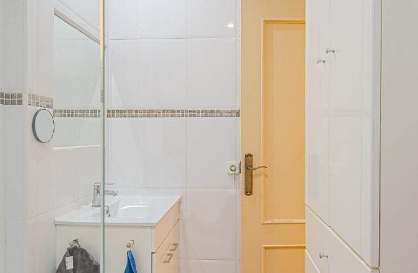 Chalet de 2 habitaciones en Orihuela Costa en venta con piscina - 235.000 € (Ref: 9834879)