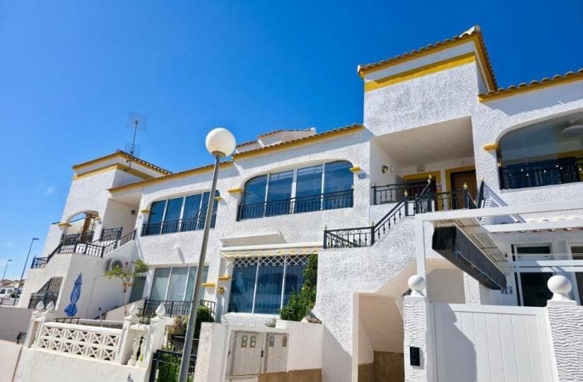 2 bedroom Apartment for sale in Vistabella with pool garage - € 137,500 (Ref: 9839854)