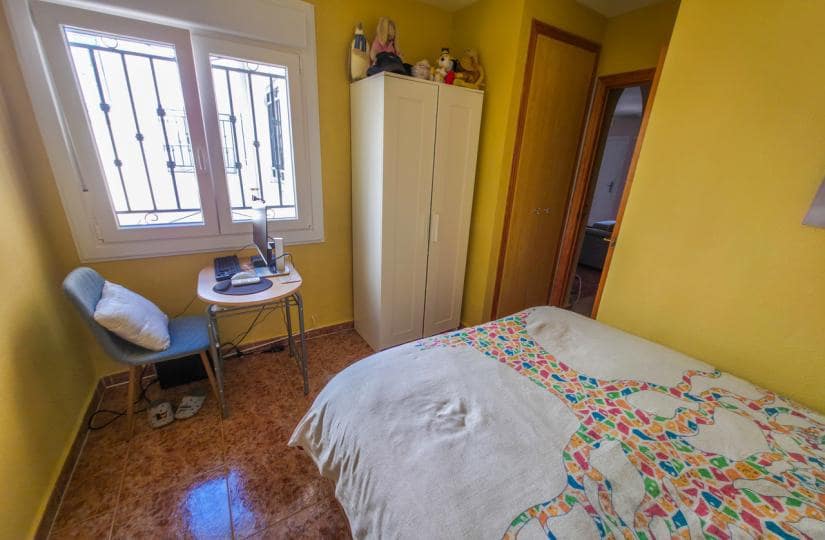 2 bedroom Apartment for sale in Vistabella with pool garage - € 137,500 (Ref: 9839854)