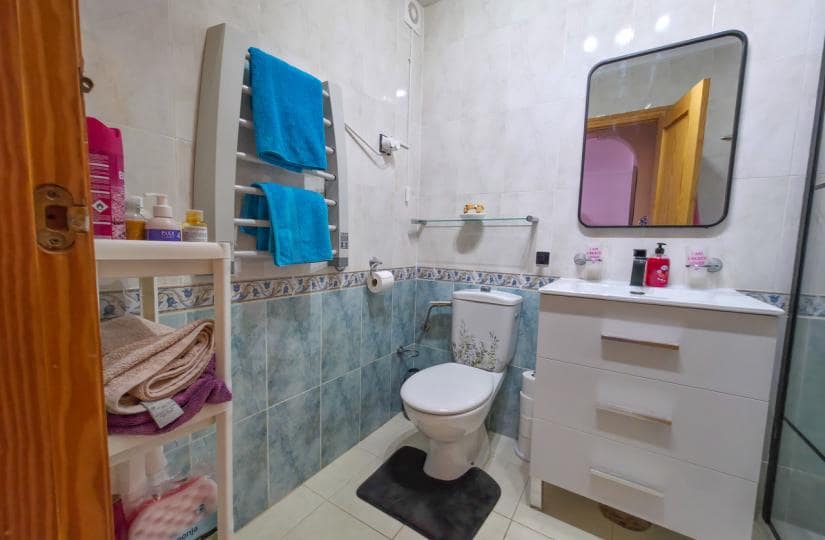 2 bedroom Apartment for sale in Vistabella with pool garage - € 137,500 (Ref: 9839854)