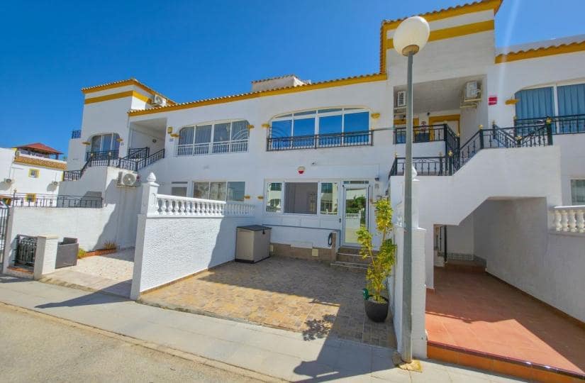 2 bedroom Apartment for sale in Vistabella with pool garage - € 135,000 (Ref: 9839855)