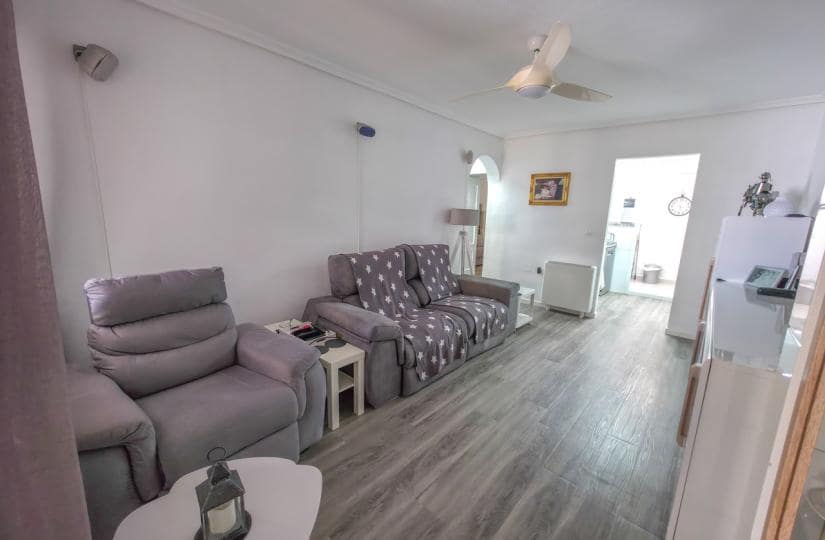 2 bedroom Apartment for sale in Vistabella with pool garage - € 135,000 (Ref: 9839855)