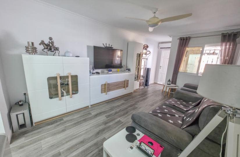 2 bedroom Apartment for sale in Vistabella with pool garage - € 135,000 (Ref: 9839855)