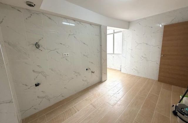 3 makuuhuone Huoneisto myytävänä paikassa Rojales - 135 000 € (Ref: 9841898)
