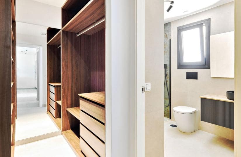 2 bedroom Apartment for sale in La Veleta with pool garage - € 380,000 (Ref: 9847763)