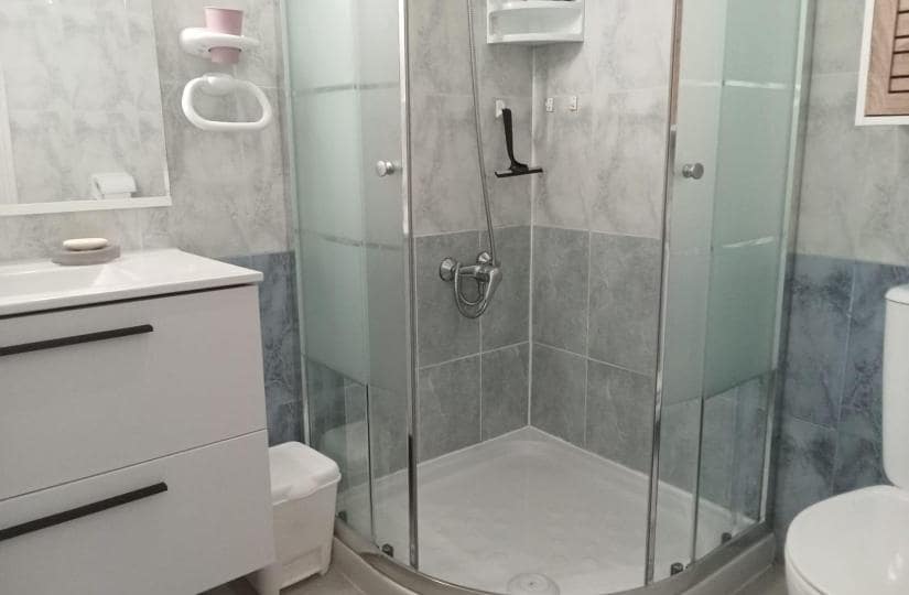 2 quarto Bungalow para venda em Torrevieja com garagem - 156 000 € (Ref: 9847928)