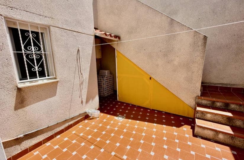 2 slaapkamer Halfvrijstaande villa te koop in Rojales met zwembad garage - € 220.000 (Ref: 9852185)