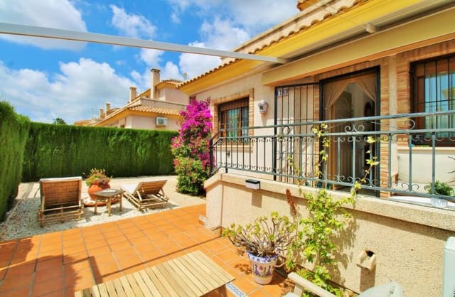 3 soveværelse Byhus til salg i Los Almendros (Orihuela Costa), Orihuela med swimmingpool garage - € 269.500 (Ref: 9854299)