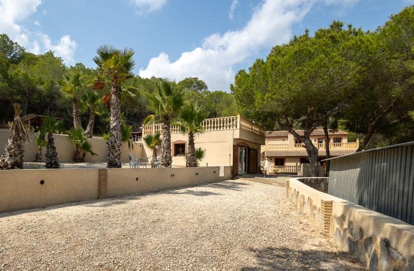 Finca/Casa Rural de 4 habitaciones en Torremendo en venta con piscina garaje - 544.990 € (Ref: 9854300)