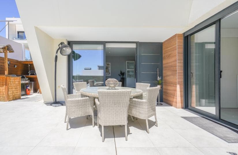 4 Zimmer Villa zu verkaufen in Benijofar mit Pool Garage - 690.000 € (Ref: 9855028)
