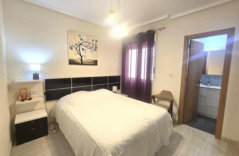 2 quarto Apartamento para venda em Torrevieja - 149 900 € (Ref: 9856250)