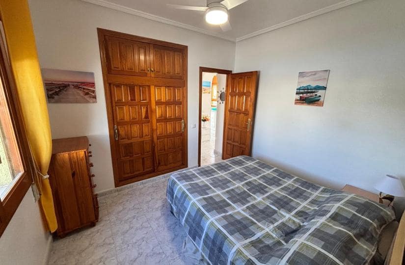 2 makuuhuone Huvila myytävänä paikassa Ciudad Quesada mukana uima-altaan 
autotalli - 210 000 € (Ref: 9857803)