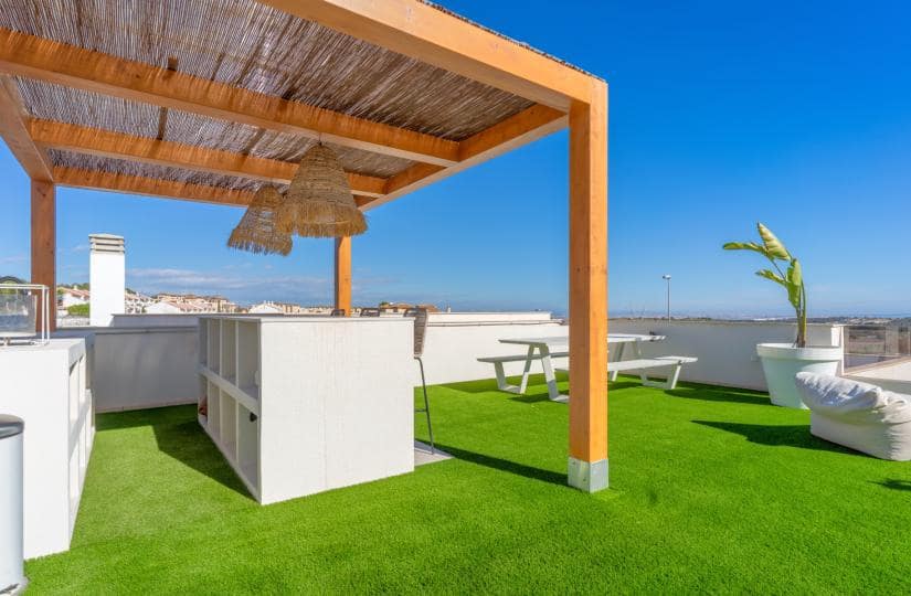 4 sypialnia Willa na sprzedaż w San Miguel de Salinas z basenem garażem - 605 000 € (Ref: 9858821)