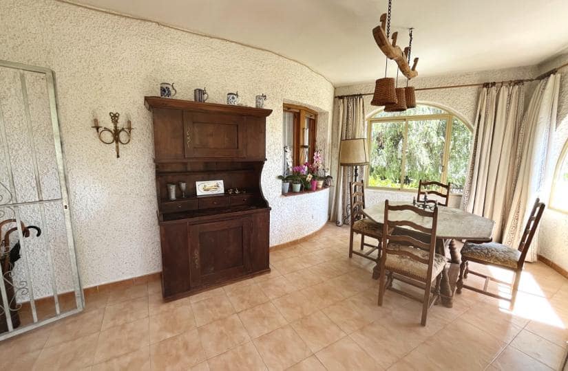 4 slaapkamer Villa te koop in Ciudad Quesada met zwembad garage - € 385.000 (Ref: 9861388)