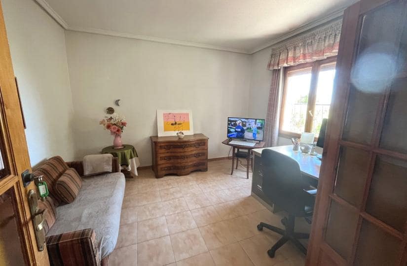 4 slaapkamer Villa te koop in Ciudad Quesada met zwembad garage - € 385.000 (Ref: 9861388)