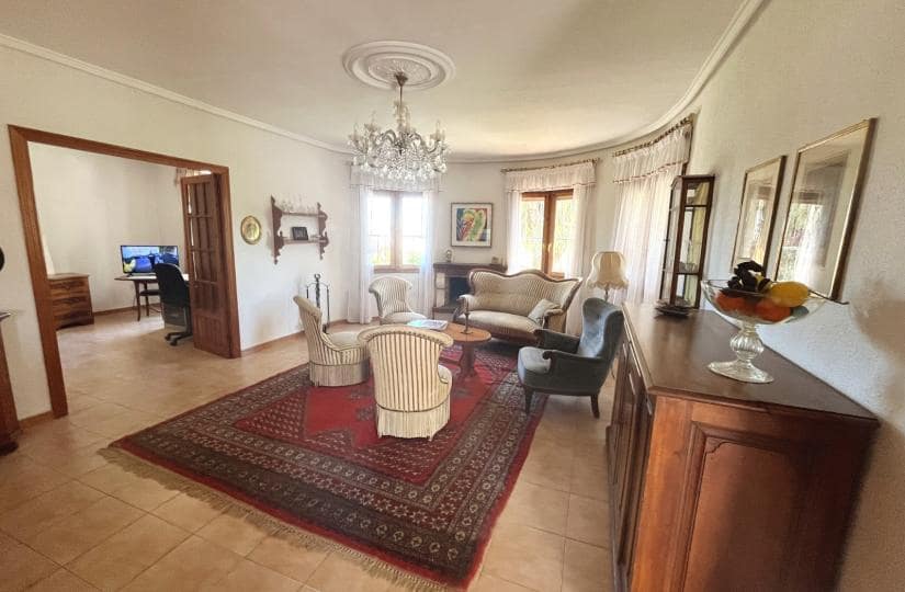 4 slaapkamer Villa te koop in Ciudad Quesada met zwembad garage - € 385.000 (Ref: 9861388)