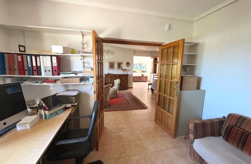 4 slaapkamer Villa te koop in Ciudad Quesada met zwembad garage - € 385.000 (Ref: 9861388)
