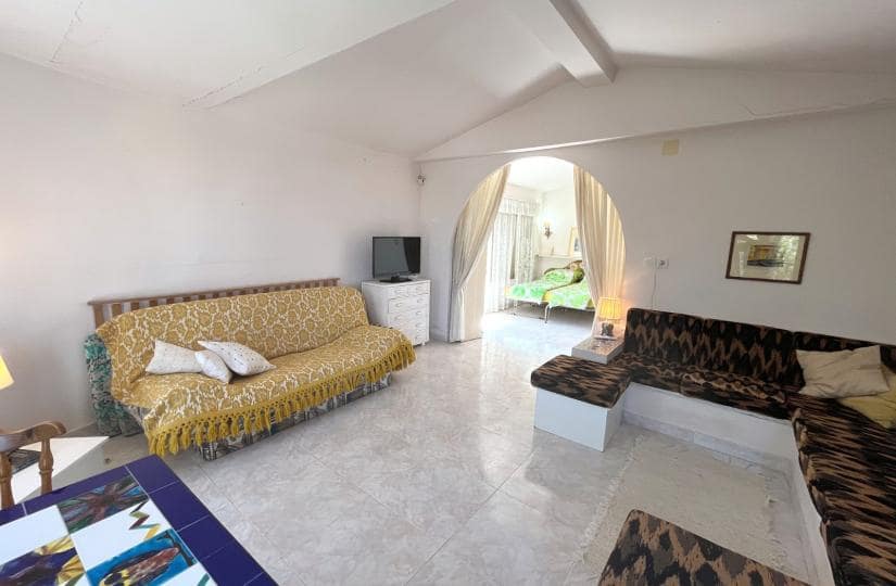 4 slaapkamer Villa te koop in Ciudad Quesada met zwembad garage - € 385.000 (Ref: 9861388)