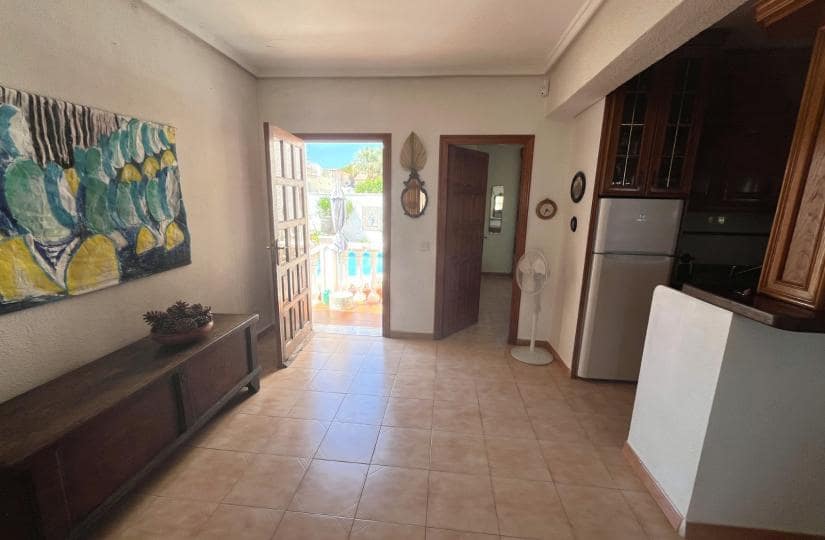 4 slaapkamer Villa te koop in Ciudad Quesada met zwembad garage - € 385.000 (Ref: 9861388)