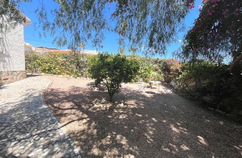 4 slaapkamer Villa te koop in Ciudad Quesada met zwembad garage - € 385.000 (Ref: 9861388)