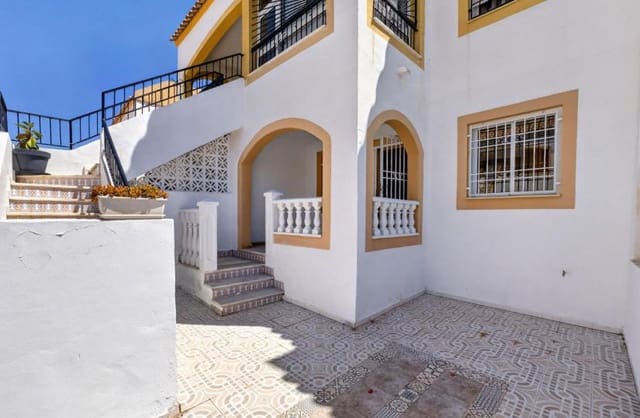 2 slaapkamer Appartement te koop in El Limonar, Torrevieja met zwembad garage - € 129.900 (Ref: 9863693)