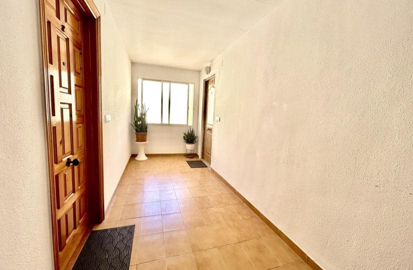 1 quarto Apartamento para venda em La Veleta com piscina - 116 000 € (Ref: 9866336)