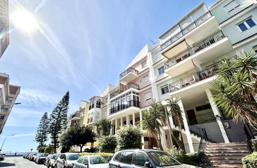 1 quarto Apartamento para venda em La Veleta com piscina - 116 000 € (Ref: 9866336)
