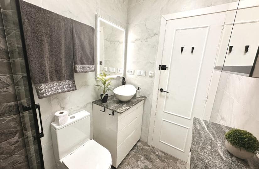 2 slaapkamer Appartement te koop in San Luis met zwembad - € 144.000 (Ref: 9866337)