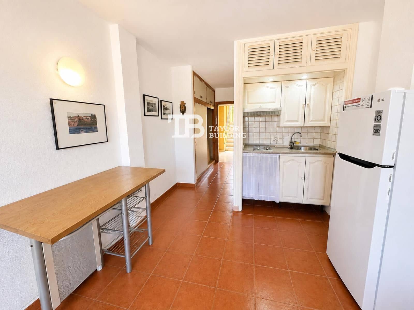 Lägenhet till salu i Illetas med pool - 225 000 € (Ref: 10012350)