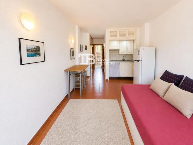 Lägenhet till salu i Illetas, Calvià med pool - 225 000 € (Ref: 10012350)