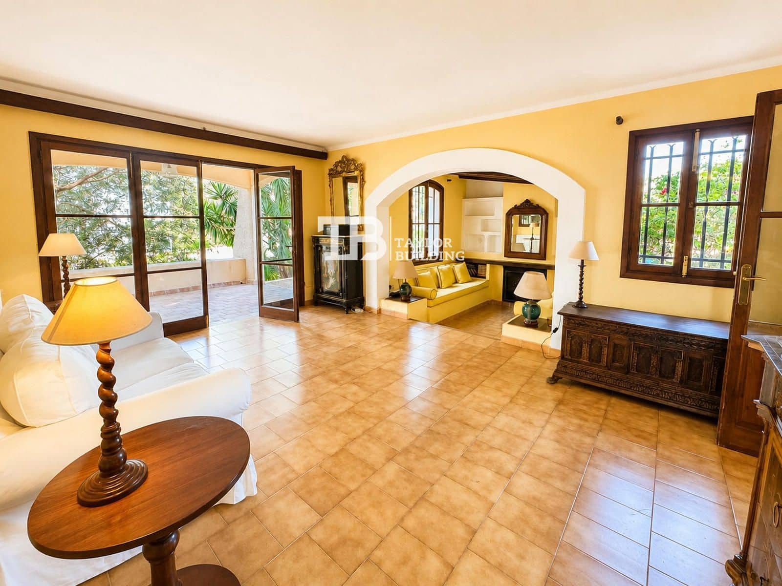 4 bedroom Villa for sale in Portals Nous with garage - € 2,500,000 (Ref: 10012600)